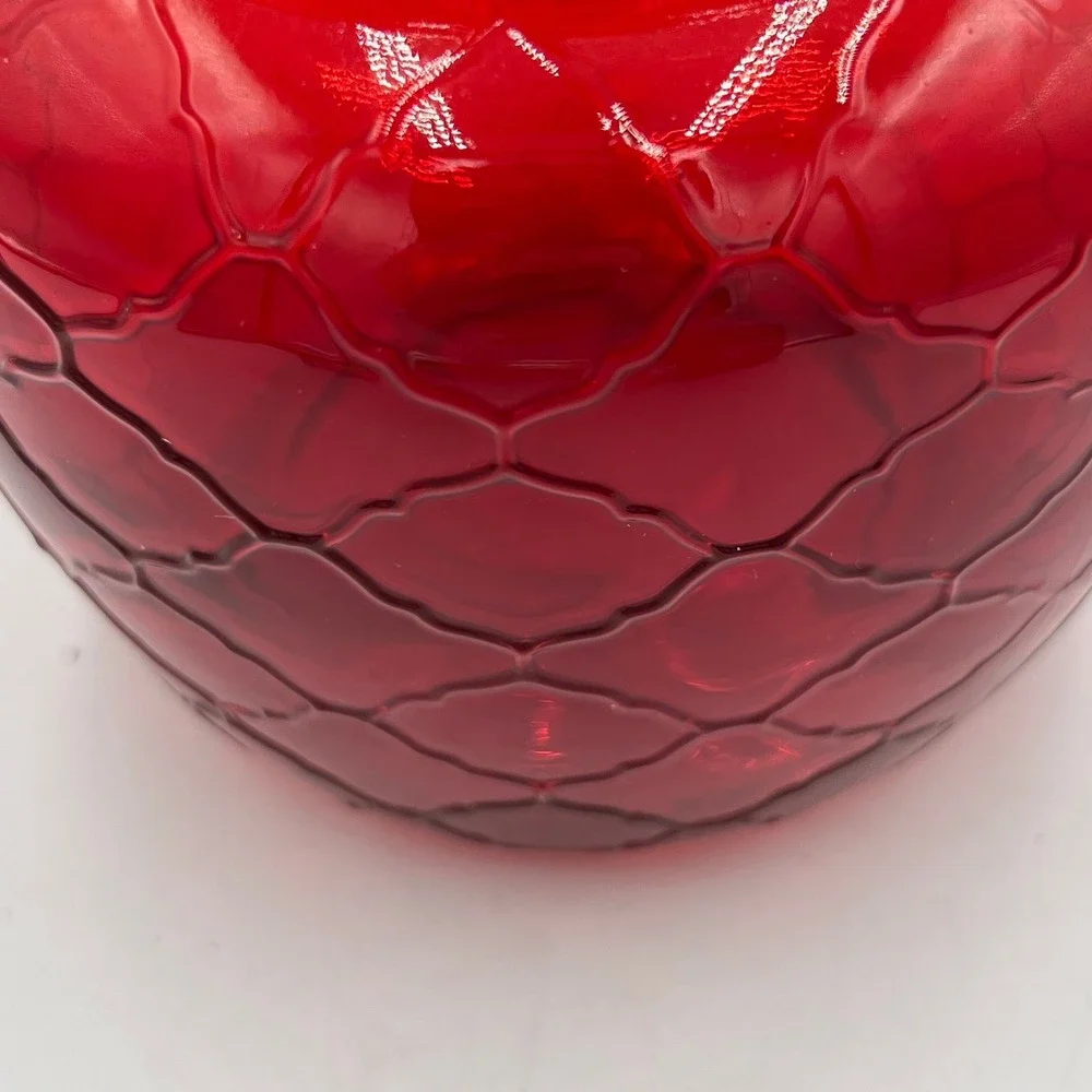 Threshold Glass Candy Jar Red Excellent Quilted Farmhouse 200 09 0249